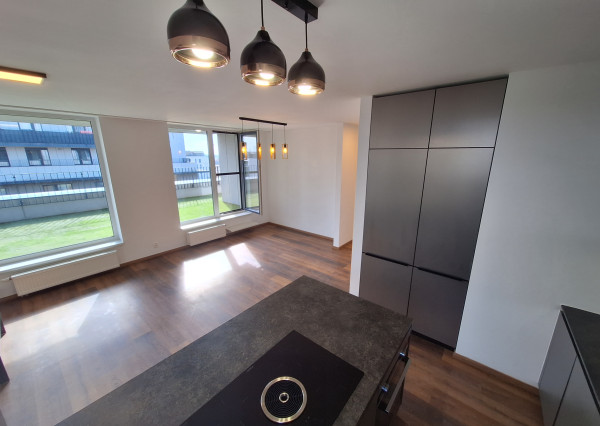 PRENÁJOM 4izb byt s veľkou terasou a parkovaním SLNEČNICE Expisreal