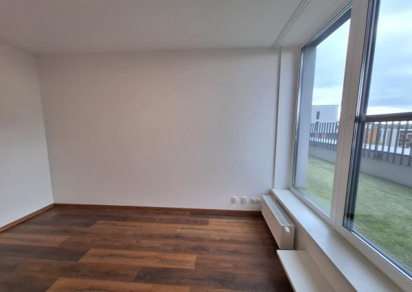 PRENÁJOM 4izb byt s veľkou terasou a parkovaním SLNEČNICE Expisreal