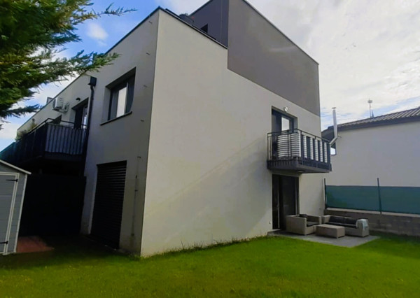 PREDAJ 2 izbový štýlový byt so záhradou Ružinov EXPISREAL