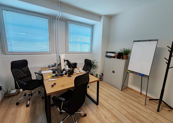 Prenájom kancelársky priestor 15 až 28m2 Bratislava Dúbravka Polianky - EXPISREAL