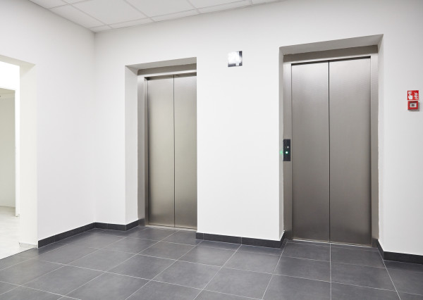 Prenájom kancelársky priestor 15 až 28m2 Bratislava Dúbravka Polianky - EXPISREAL