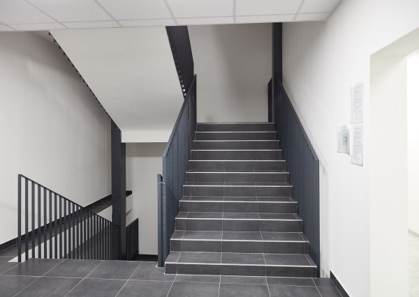 Prenájom kancelársky priestor 15 až 28m2 Bratislava Dúbravka Polianky - EXPISREAL