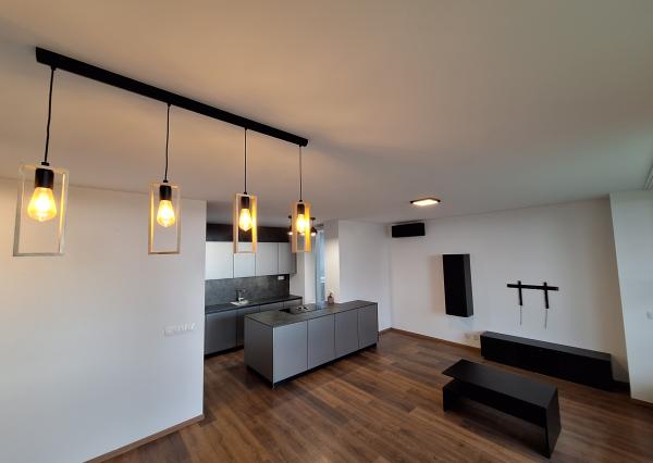 PRENÁJOM 4izb byt s veľkou terasou a parkovaním SLNEČNICE Expisreal