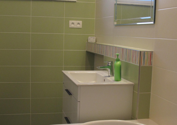 PRENÁJOM 2 izb. byt s balkónom, pri HRADE, Krátka ul., BA Staré Mesto EXPIS REAL