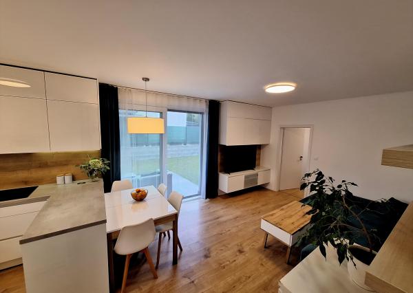 PREDAJ 2 izbový štýlový byt so záhradou Ružinov EXPISREAL