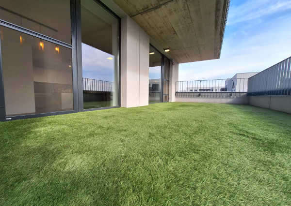 PRENÁJOM 4izb byt s veľkou terasou a parkovaním SLNEČNICE Expisreal