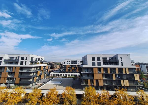 PRENÁJOM 4izb byt s veľkou terasou a parkovaním SLNEČNICE Expisreal