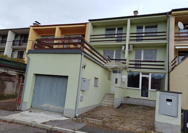 PRENÁJOM Rodinný dom  ulica Podháj, Bratislava – Lamač EXPIS REAL