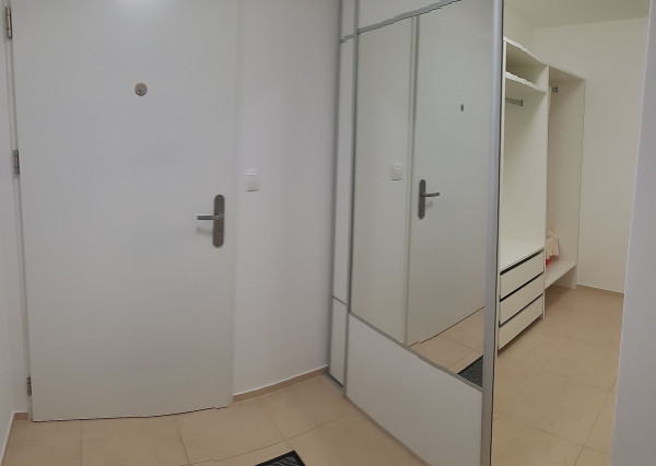 PRENÁJOM 2 izb byt s loggiou, City Park Ružinov, Jarabinková ulica, Bratislava Nivy,  Expis real