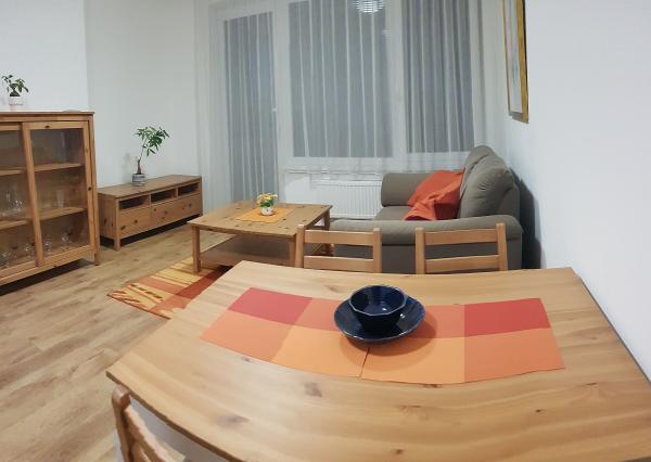 PRENÁJOM 2 izb byt s loggiou, NOVOSTAVBA, Ružinovská ulica, Bratislava Ružinov Expis real