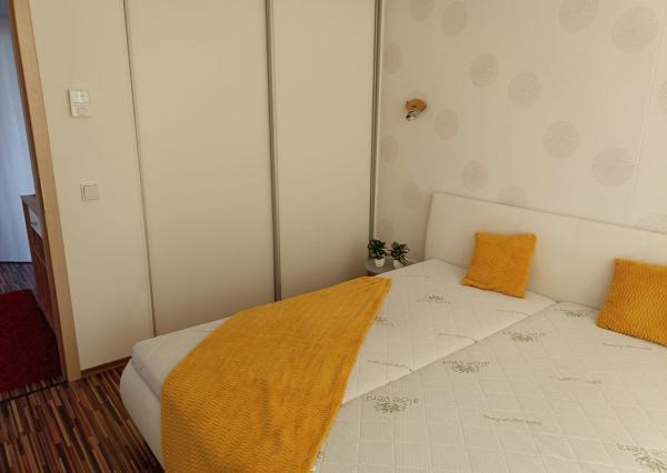 PRENAJOM 2 izbovy byt EUROVEA Expis real