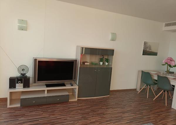 PRENAJOM 2 izbovy byt EUROVEA Expis real