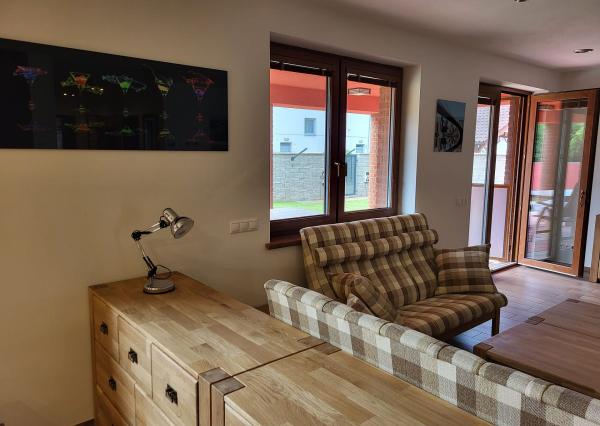 PRENAJOM Rodinný dom - bungalov v Stupave, vhodný aj na podnikanie EXPIS REAL