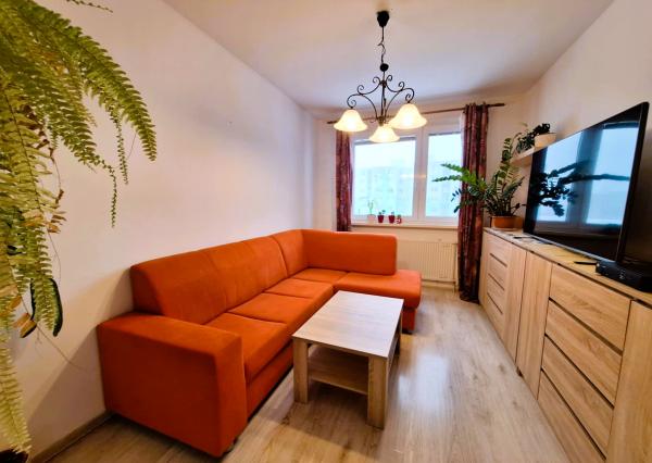 PREDAJ 2 izb byt Petržalka Bradáčova EXPISREAL