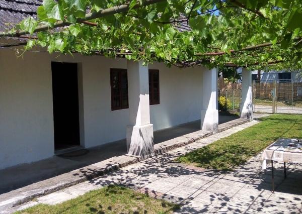 Predaj - Vidiecky dom, Chalupa k.ú. Borský Svätý Jur, Tomky - EXPISreal