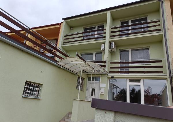 PRENÁJOM Rodinný dom  ulica Podháj, Bratislava – Lamač EXPIS REAL