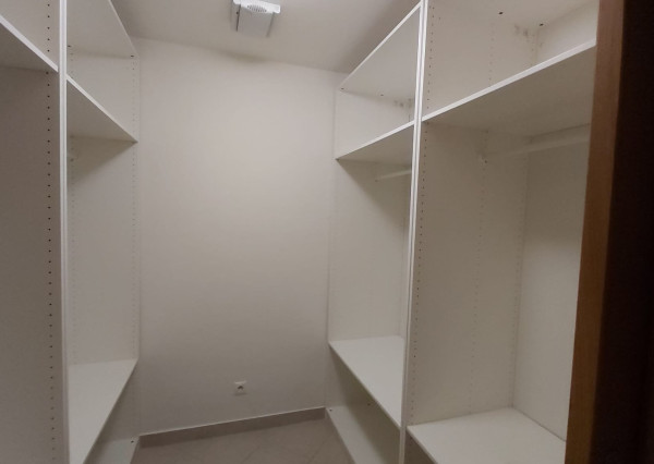 PRENÁJOM 2 izbový byt s bazénom na streche NIVY Ružinov EXPISREAL