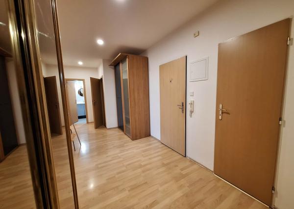 PRENÁJOM 3izb  byt Staré mesto Šancová orientácia do tichého dvora Expisreal