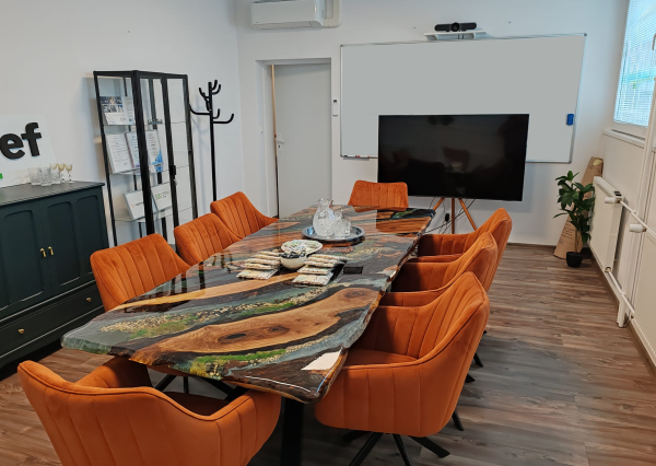 Prenájom kancelársky priestor 15 až 28m2 Bratislava Dúbravka Polianky - EXPISREAL