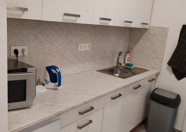 Prenájom kancelársky priestor 15 až 28m2 Bratislava Dúbravka Polianky - EXPISREAL