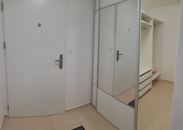 PRENÁJOM 2 izb byt s loggiou, City Park Ružinov, Jarabinková ulica, Bratislava Nivy,  Expis real