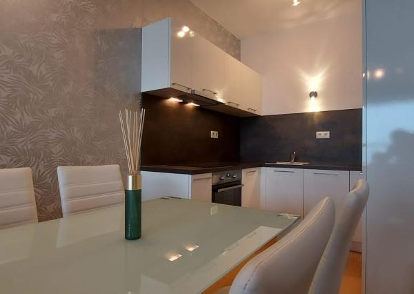 PRENÁJOM 2 izb byt s loggiou Panorama city, Bratislava I., Staré Mesto,  Expis real