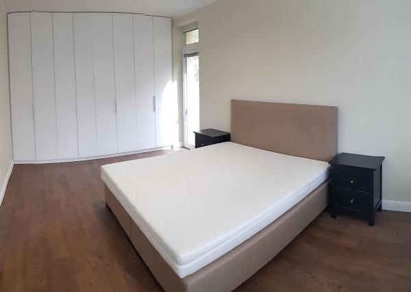 PRENÁJOM 2 izbový byt s dvomi balkónmi, Poľská ulica, Bratislava – Staré Mesto, EXPIS REAL