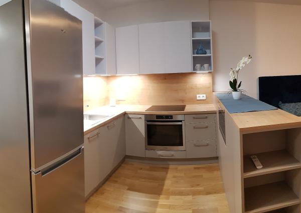 PRENÁJOM 1,5 izbový byt Račianska ulica Guthaus, Bratislava EXPIS REAL