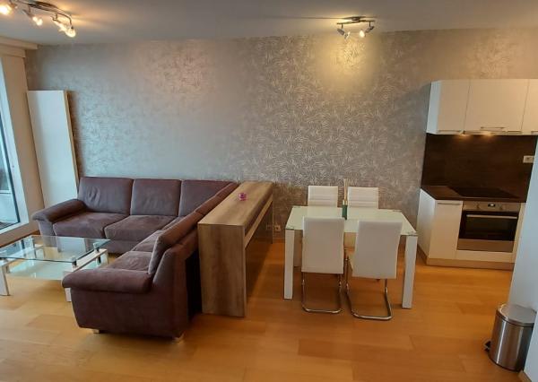 PRENÁJOM 2 izb byt s loggiou Panorama city, Bratislava I., Staré Mesto,  Expis real