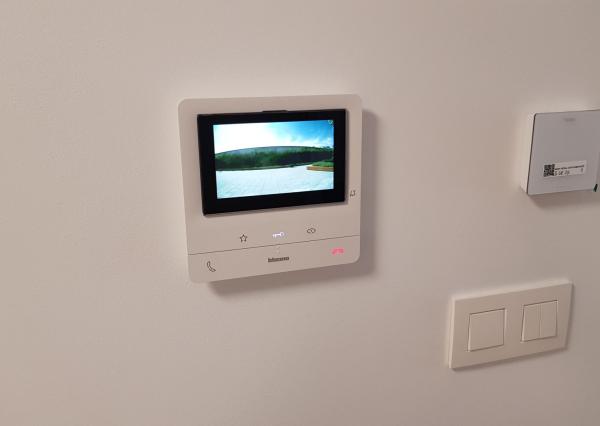 PRENÁJOM 1,5 izbový byt Račianska ulica Guthaus, Bratislava EXPIS REAL