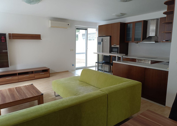 PREDAJ Rodinný dom Chorvátsky Grob, Čierna voda, EXPIS REAL