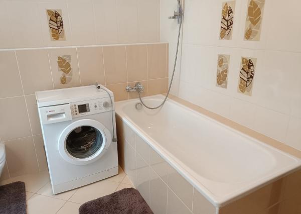 PREDAJ Rodinný dom Chorvátsky Grob, Čierna voda, EXPIS REAL