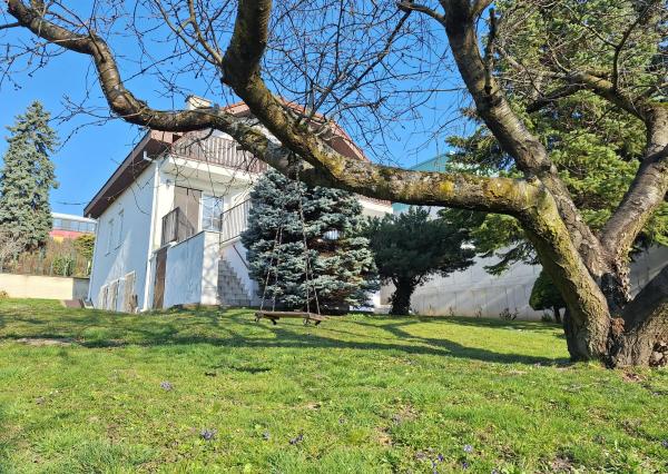 PREDAJ 6izb rodinný dom Koliba pri lesoparku s výhľadom Nové Mesto EXPISREAL