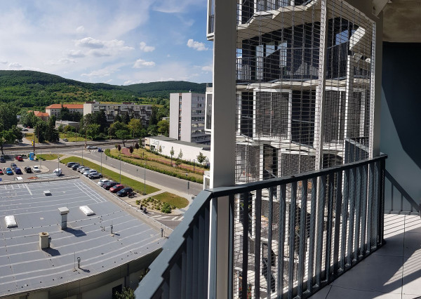 PRENÁJOM 1,5 izbový byt Račianska ulica Guthaus, Bratislava EXPIS REAL