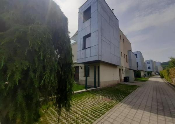 PRENÁJOM 5izb DOG Friendly dom Nové Mesto EXPISREAL