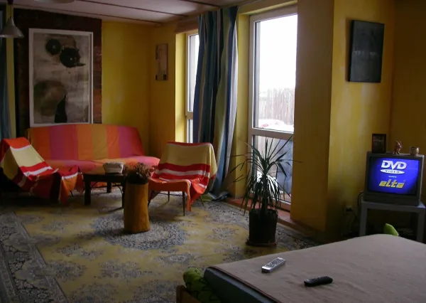 PRENÁJOM 2izb byt Lehockého Staré mesto EXPISREAL
