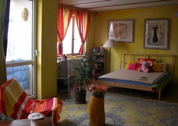 PRENÁJOM 2izb byt Lehockého Staré mesto EXPISREAL