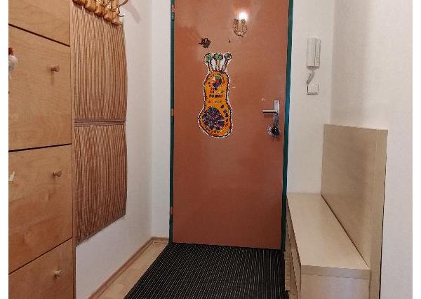 PRENÁJOM 3izb byt Petržalka Humenské námestie EXPISREAL