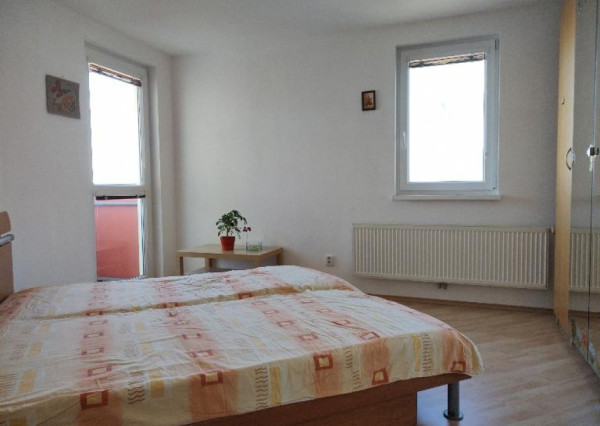 PRENÁJOM 3izb byt Petržalka Humenské námestie EXPISREAL