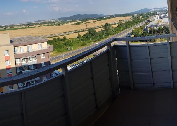 PRENÁJOM 1 izb. byt s balkónom, Vyšehradská ul., NOVOSTAVBA, Bratislava Petržalka
