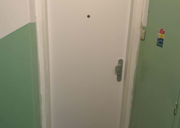 PRENÁJOM 2 izb byt DOG FRIENDLY Haburská Ružinov EXPISREAL