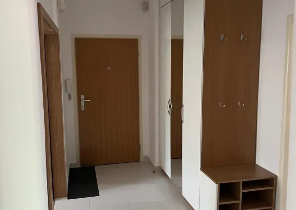 PRENÁJOM 3 izbový byt samostatné izby + garáž NIVY Tekovská EXPISREAL