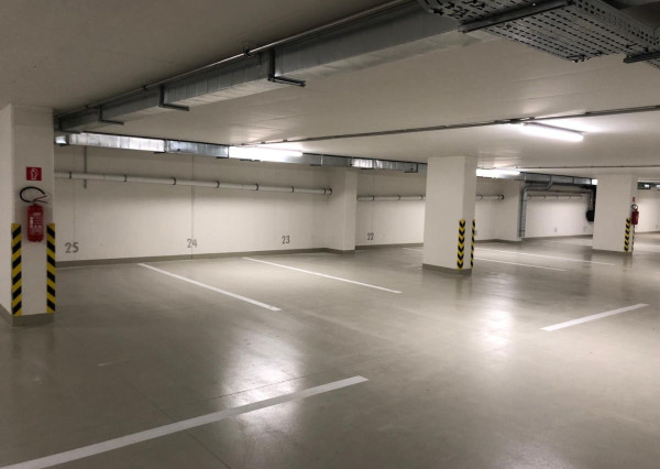 PRENÁJOM 2izb byt SKYPARK s výhľadom na hrad Bottova Staré mesto EXPISREAL