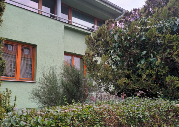 Prenájom - 4 izb. atypické bývanie v RD - EXPISreal