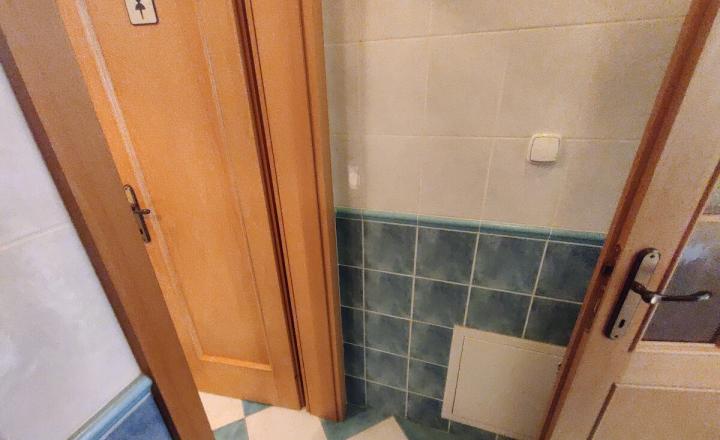 PRENÁJOM 4 izbový byt s terasou a parkovaním Staré mesto EXPISREAL - fotografia 12