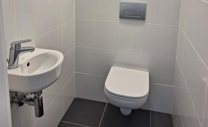 PRENÁJOM 4izb veľkometrážny byt s terasou a parkovaním SLNEČNICE Expisreal - fotografia 18