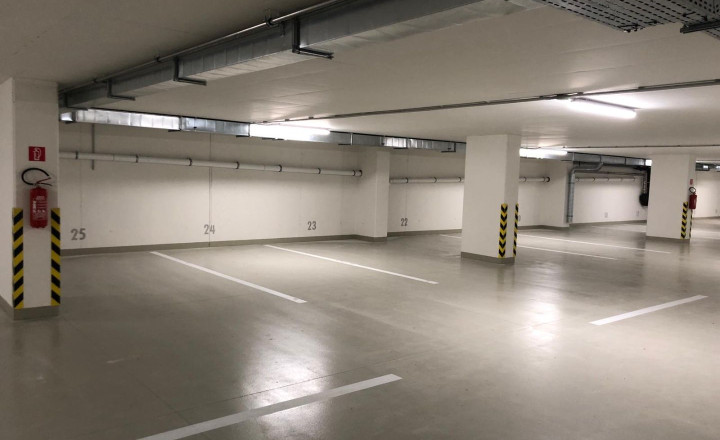 PRENÁJOM 2izb byt SKYPARK s výhľadom na hrad Bottova Staré mesto EXPISREAL - fotografia 16