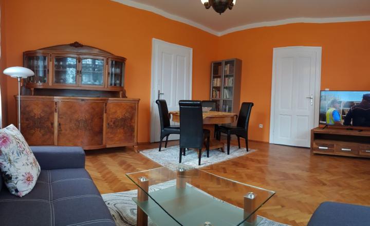 PRENÁJOM 2 izb. byt s balkónom, pri HRADE, Krátka ul., BA Staré Mesto EXPIS REAL - fotografia 6