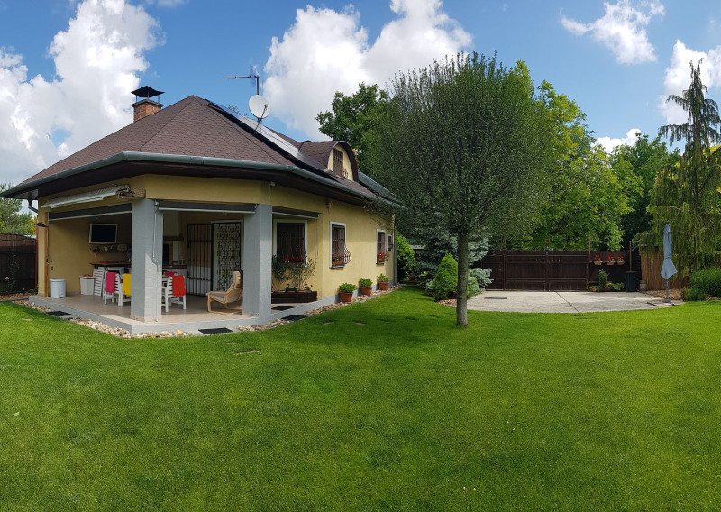 PREDAJ Rodinný dom so záhradou a bazénom, Potônske Lúky,  okr. Dunajská Streda EXPIS REAL