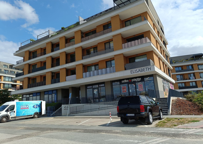 PREDAJ 3 izb byt vrátane garážového státia, Nový Ružinov, Bratislava Expis real